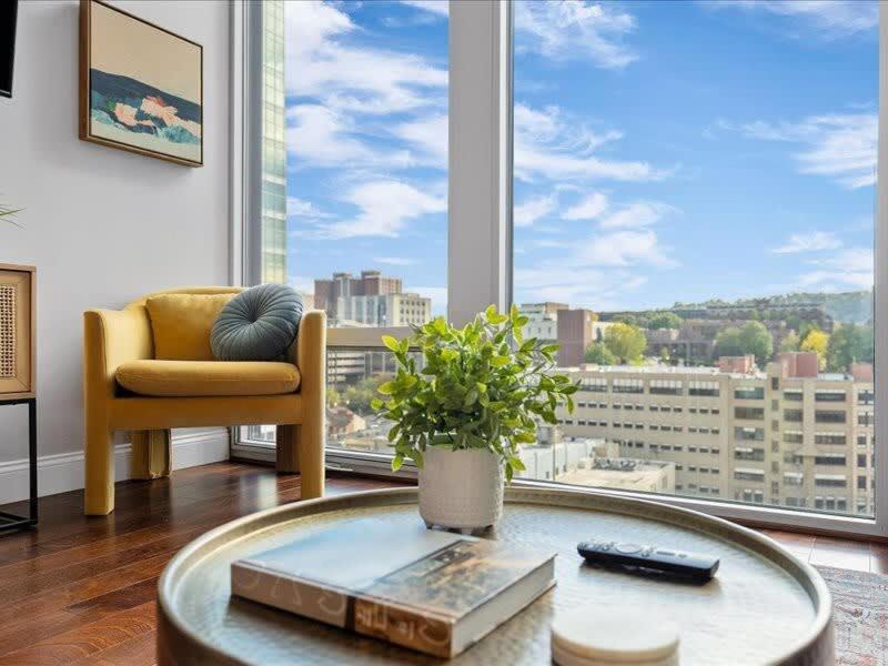 Cozysuites Roomy 1Br, Ppg Paints Arena, Pitts Pittsburgh Extérieur photo