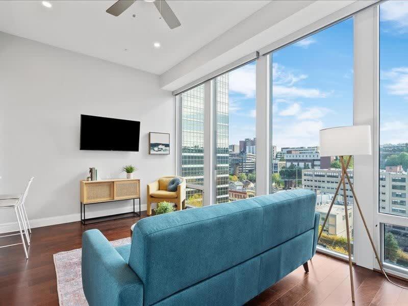 Cozysuites Roomy 1Br, Ppg Paints Arena, Pitts Pittsburgh Extérieur photo